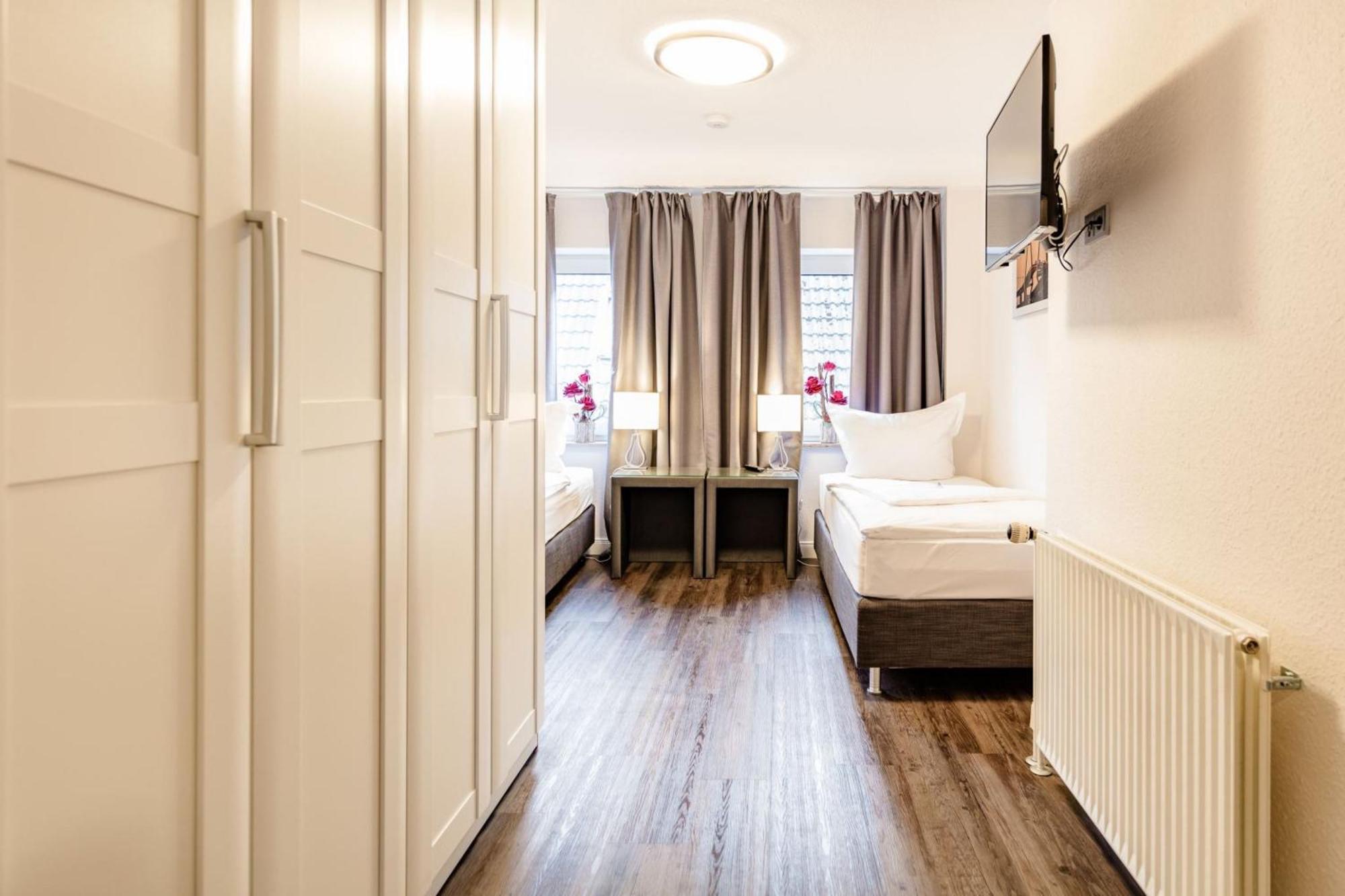 Hotel Zum Zeppelin Αμβούργο Δωμάτιο φωτογραφία